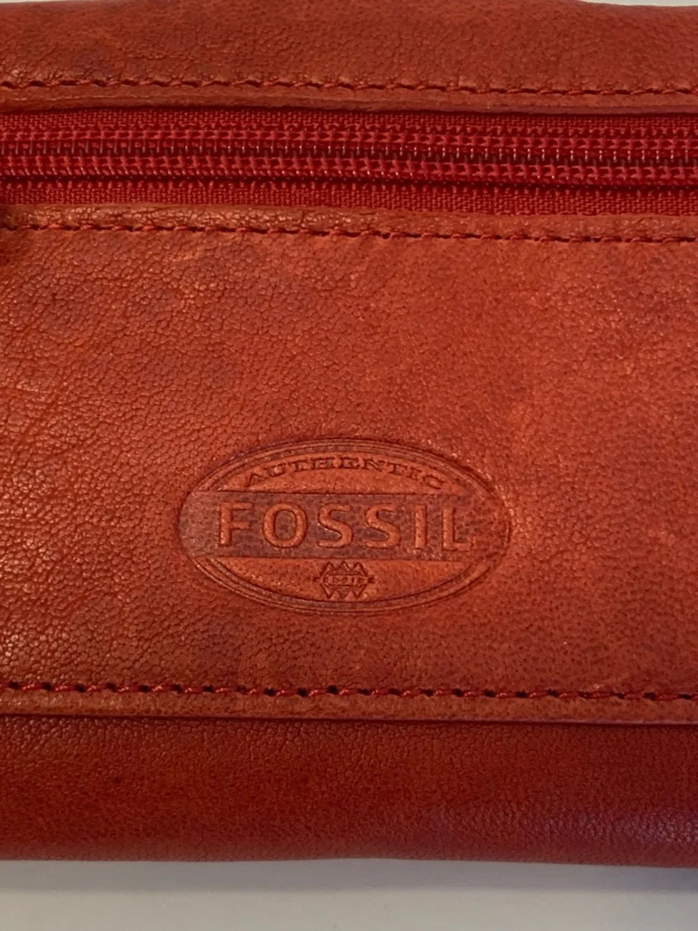 Fossil Red Scarlet Leather Penelope Wallet clutch with Robot Applique New NWT - Picture 5 of 16